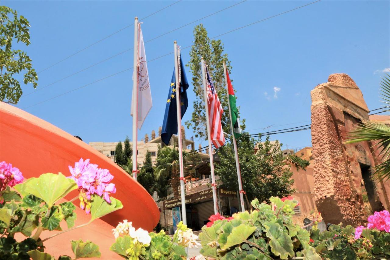 Silk Road Hotel Wadi Musa Exterior foto