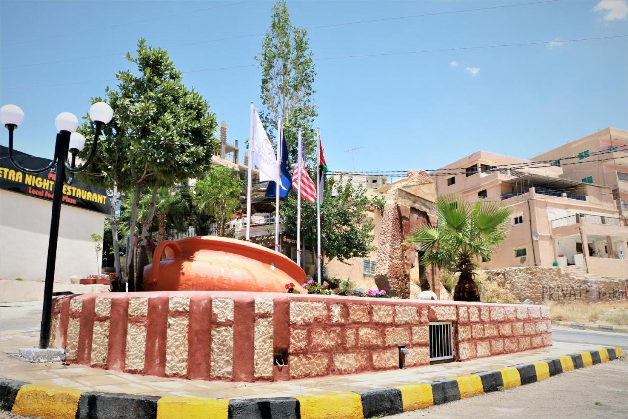 Silk Road Hotel Wadi Musa Exterior foto